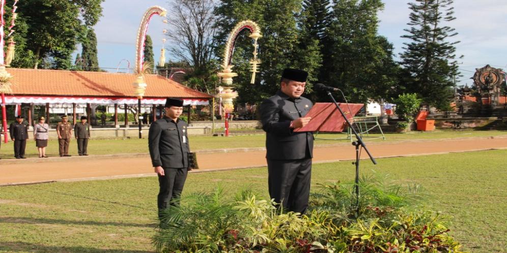 Wabup Sedana Arta Pimpin Apel HUT Provinsi Bali Ke-59 Di Kabupaten Bangli.