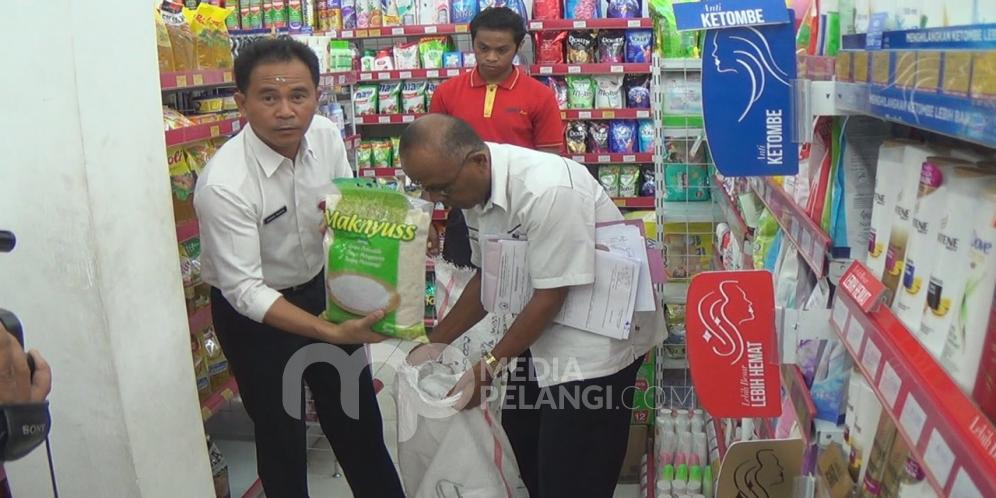 Diskoperindag Jembrana Temukan Beras Oplosan Dijual Bebas Di Minimarket