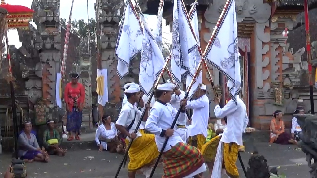 Warga Patas Gelar Ritual Sakral Untuk Pemeliharaan Padi