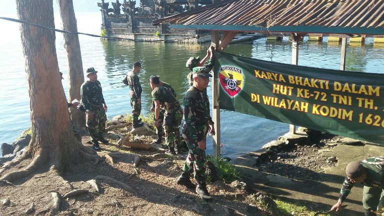 HUT Ke 72 TNI, Kodim Bangli Melaksanakan Kegiatan Karya Bhakti