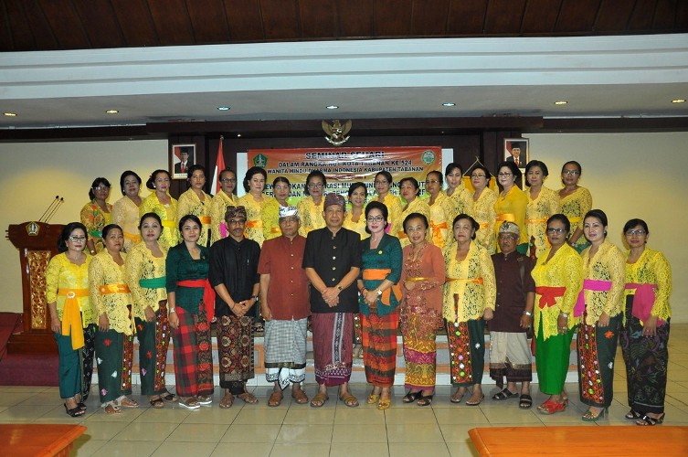 Memujudkan Generasi Suputra Dibahas dalam Seminar Sehari WHDI Tabanan