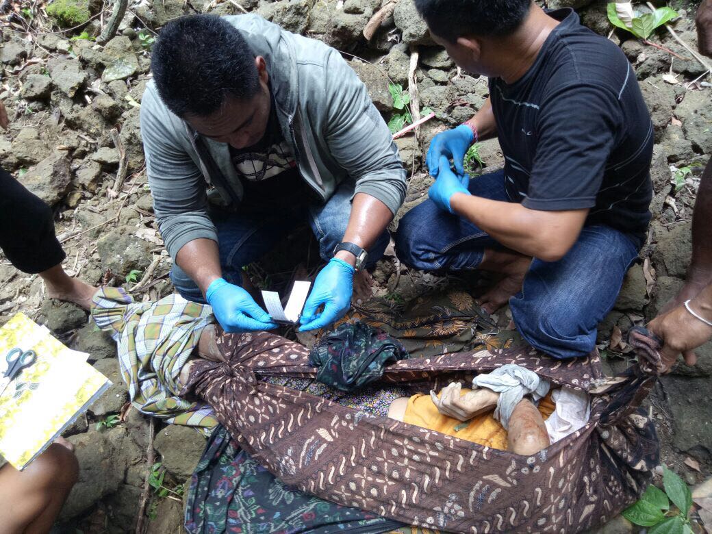 Nenek Ini Ditemukan di Dasar Jurang,Setelah Hilang, Begini Kondisinya