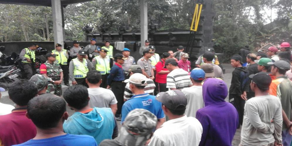 Antisipasi Masuknya Radikalisme, Polsek Bebandem Aktif Gelar Pendataan Para Pekerja Duktang