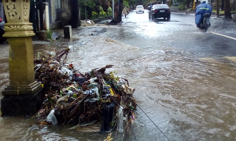 Sering Banjir, Dinas PU Kaji Ulang Drainase dan Saluran Air di Kota Bangli