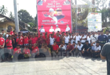 Made Urip Temani Kadernya Pasang Baliho KOSTER-ACE