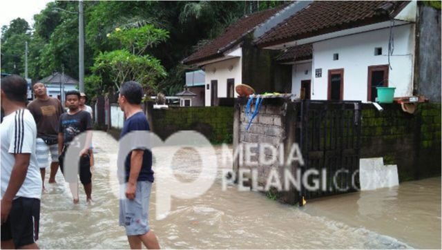 Air Sungai Meluap, Perumahan BCA Land Terendam Banjir