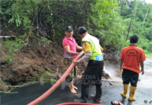 Tebing 15 Meter Longsor Tutup Akses Jalan di Tegallalang