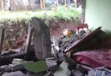 Diguyur Hujan Tembok Ambruk Timpa Kamar Tidur