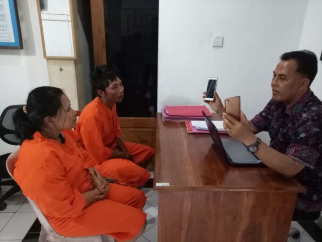 Pasutri Kompak Curi HP di Warung “Jhon Corner” Pantai Yeh Gangga