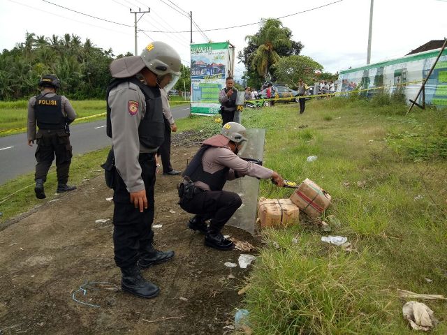 Penemuan Kardus Gegerkan Warga Wanasari, Ternyata Isinya Ini