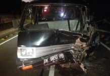 Adu Jangkrik, Dua Penumpang Tergencet