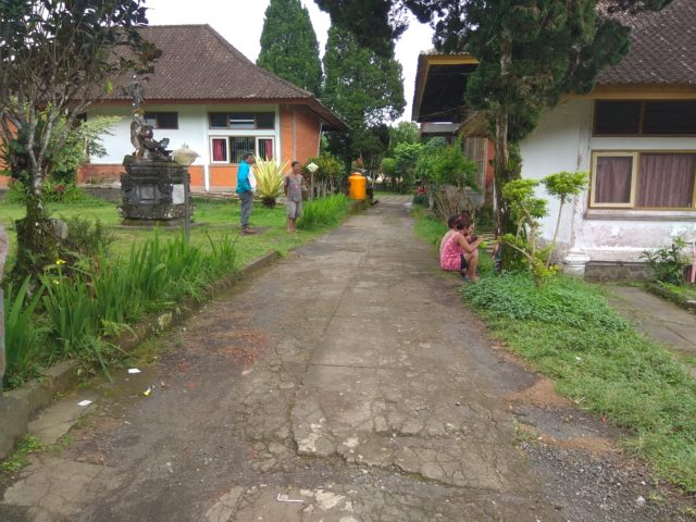 Pengungsi Gunung Agung di Bangli Pulang