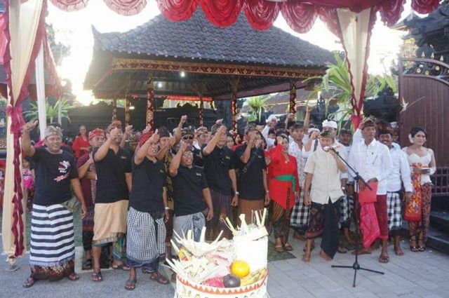 Bobol Kandang Golkar Warga 11 Banjar Desa Penarungan Satu Jalur Menangkan Koster-Ace