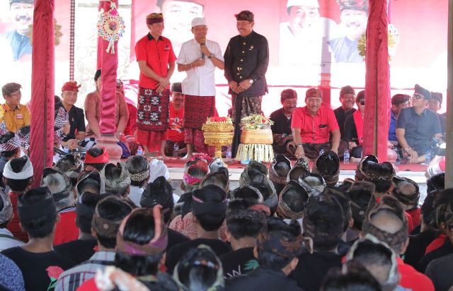 Koster: Pendidikan Mampu Memutus Mata Rantai Kemiskinan di Karangasem