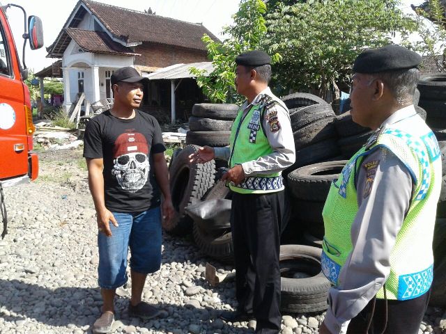 Cegah Aksi Premanisme Unit Sabhara Polsek Pekutatan Rutin Lakukan Giat Patroli Dialogis