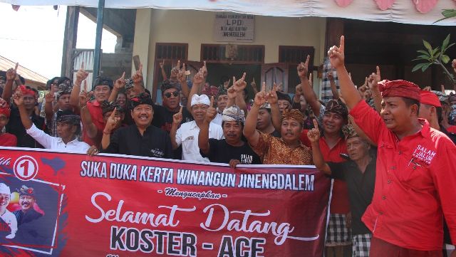 Warga Desa Alasangker Janji Menangkan Koster-Ace 80 Persen Suara