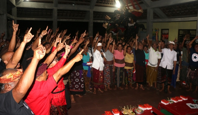 Dinilai Bawa Perubahan, Ratusan Warga Desa Pakraman Apet Klungkung Siap Satu Jalur