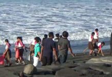 Gerakan Aksi Bersih Sampah dan Lingkungan di Pantai Purnama