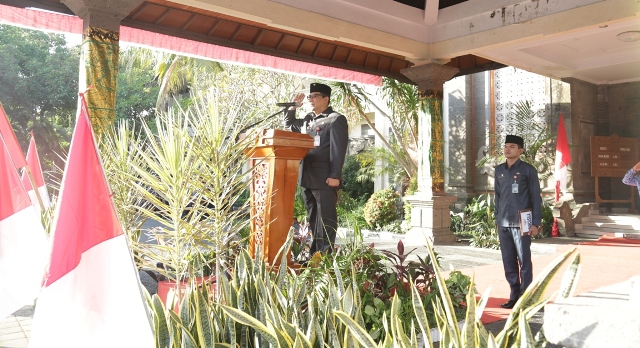 Peringatan Hari Pendidikan Nasional di Tabanan, Pentingnyanya Memperkuat Pendidikan Bagi Daya Saing Bangsa