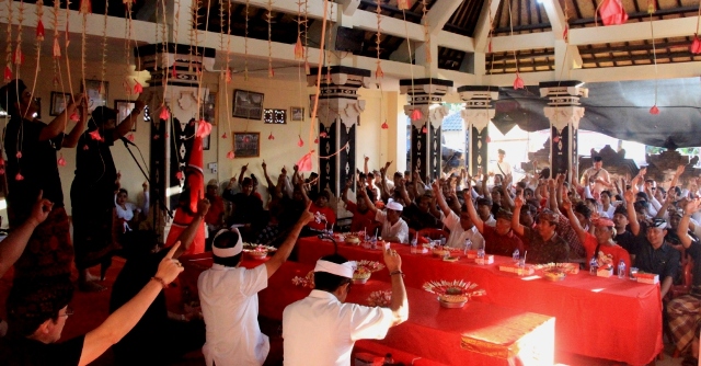 Banjar Peninjoan Peguyangan Bulat Dukung dan Memenangkan Koster-Ace