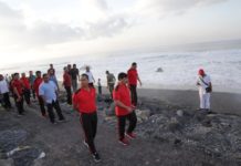 Rohcineng Pimpin Coastal Clean Up di Pantai Masceti