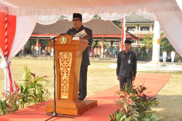 Wakil Bupati Sanjaya “ Irup” Apel Peringatan Hari Kebangkitan Nasional di Tabanan