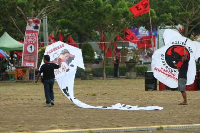 Puluhan Layang-Layang Koster-Ace Hiasi Langit Lumintang