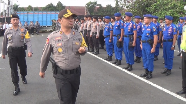 Polres Jembrana Gelar Pasukan “Operasi Ketupat Agung” di Pelabuhan Gilimanuk