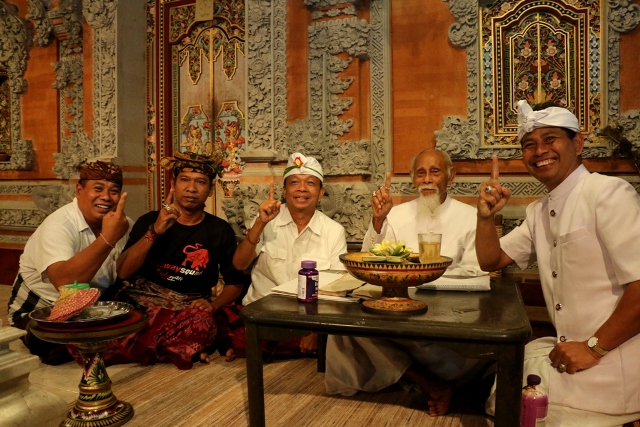 Penglingsir Pertisentana Bendesa Manik Mas Restui Koster