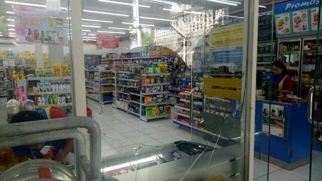 Satroni Tiga Indomaret, Kawanan Pencuri Bobol Minimarket di Jalan Diponegoro