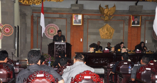 5 Fraksi Sampaikan Pandangan Umum Terhadap 4 Ranperda