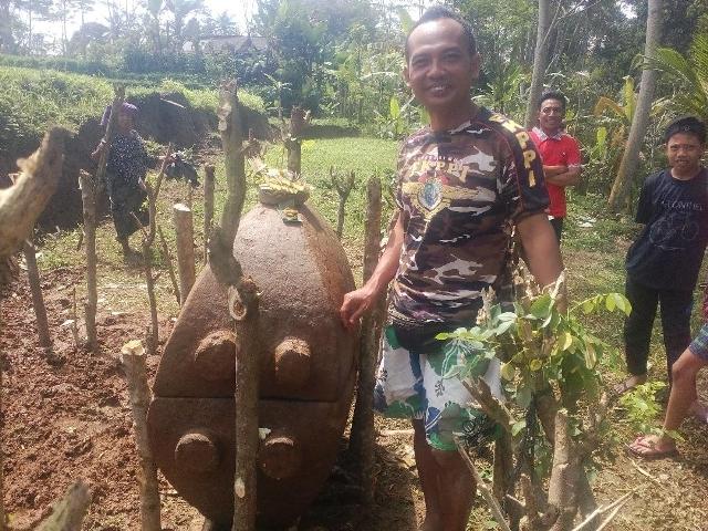 Warga Selat Peken Temukan Sarkofagus Berisi Serpihan Tulang