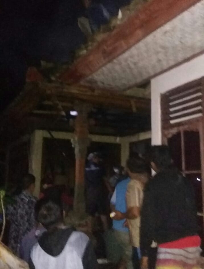 Diduga Lupa Matikan Dupa, Rumah Ketua Koperasi Terbakar