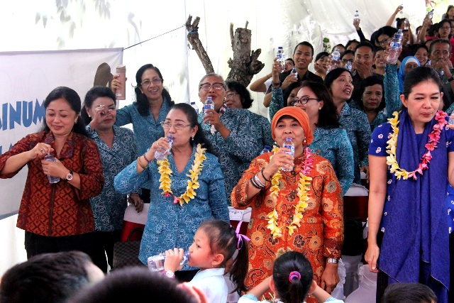 TP PKK Provinsi Bali Dukung Gerakan Ayo Minum Air