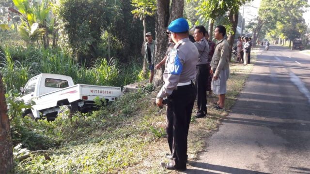 Kecelakaan Tunggal, Pick Up Warga Alisbintang Terperosok Kejurang