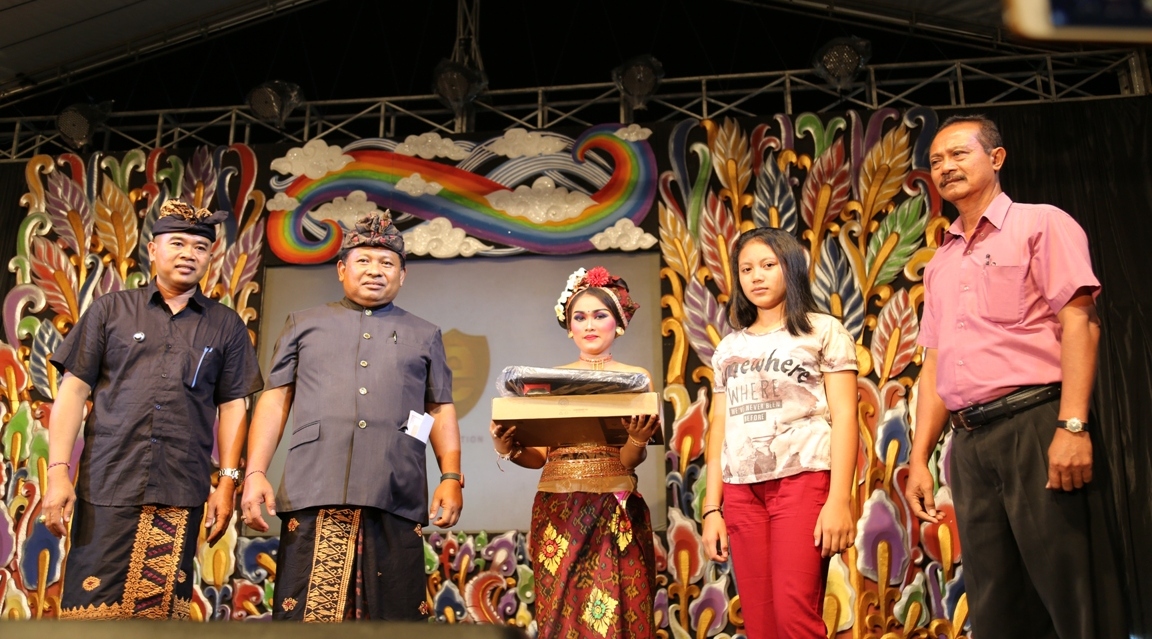 Selemadeg Luncurkan Program Sosial “I Have A Dream” di Hut Tabanan Fiesta 2