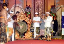 Wagub Cok Ace Hadiri Pembukaan Ubud Writers and Readers Festival ke-15