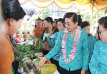 Ny. Putri Suastini Koster Harap Kegiatan Kebersihan Lingkungan oleh PKK Terus Berlanjut
