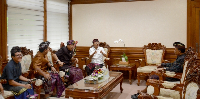 Gubernur Bali Terima Audensi PHDI Pusat,  Darma Santi Nyepi Nasional 2019 Diselenggarakan di Bali