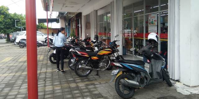 Parkir di Depan Toko, Motor Warga Tegalinggah Raib