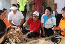 Ny. Putri Suastini Koster Ajak Kadernya di Bangli Sukseskan Program Pokok PKK