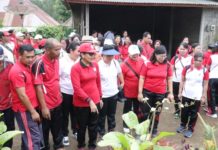 Ny. Putri Koster Gerakkan “HATINYA PKK” di Desa Pengejaran Kintamani
