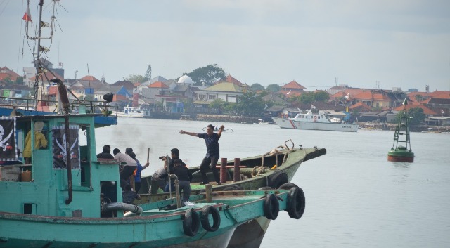 Polairud Polda Bali Gelar Simulasi Pengamanan Logistik Pemilu 2019