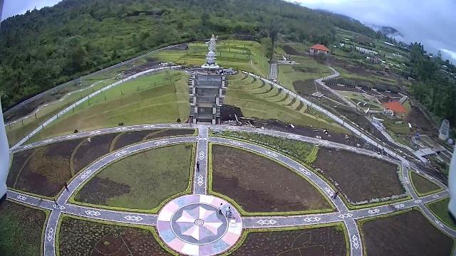 Manajemen DTW Ulun Danu Beratan Training Karyawan The Bloom Garden