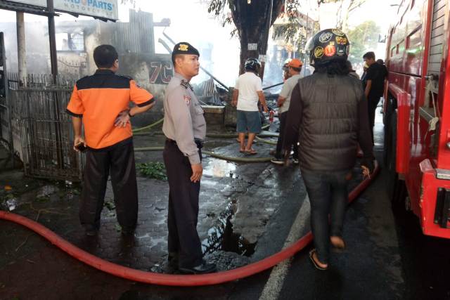 Bengkel Sepeda Motor Ludes Terbakar