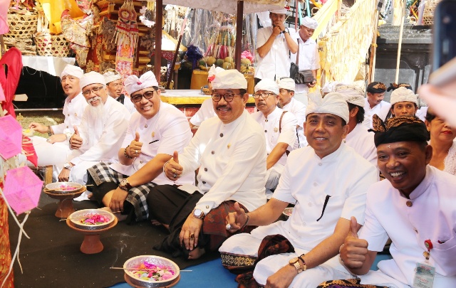 Wujudkan Rasa Bakti Kepada Tuhan, Berlandaskan Pada Sastra, Kemauan dan Kemampuan