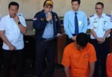 Bawa Ganja, Pegawai Bank Asal Amerika Ditangkap Petugas Bandara Kepala Bidang Penindakan dan Penyelidikan Kantor Wilayah DJBC Balli, NTB dan NTT saat ekspose kasus di Kantor Pengawasan dan Pelayanan Bea dan Cukai TMP Ngurah Rai, Rabu (19/6/2019)