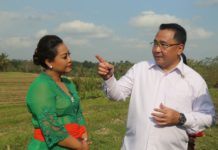 Menteri Eko Putro Sandjojo Takjub Dengan Energi Bupati Eka