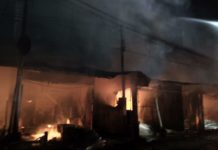 Belasan Kios di Ceking Ludes Terbakar