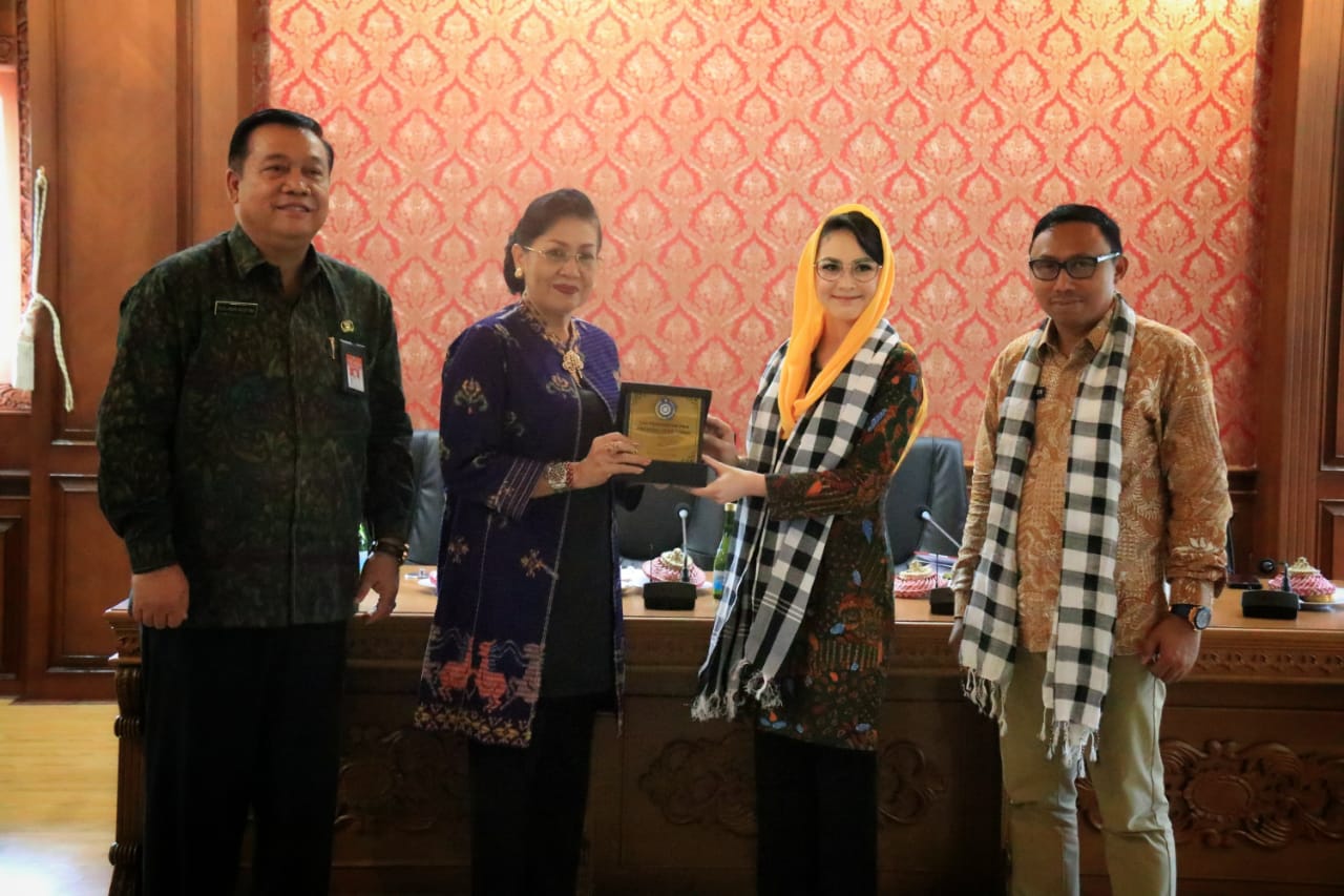 Ny. Arumi Dardak Sebut TP PKK Bali Banyak Miliki Program Inovatif